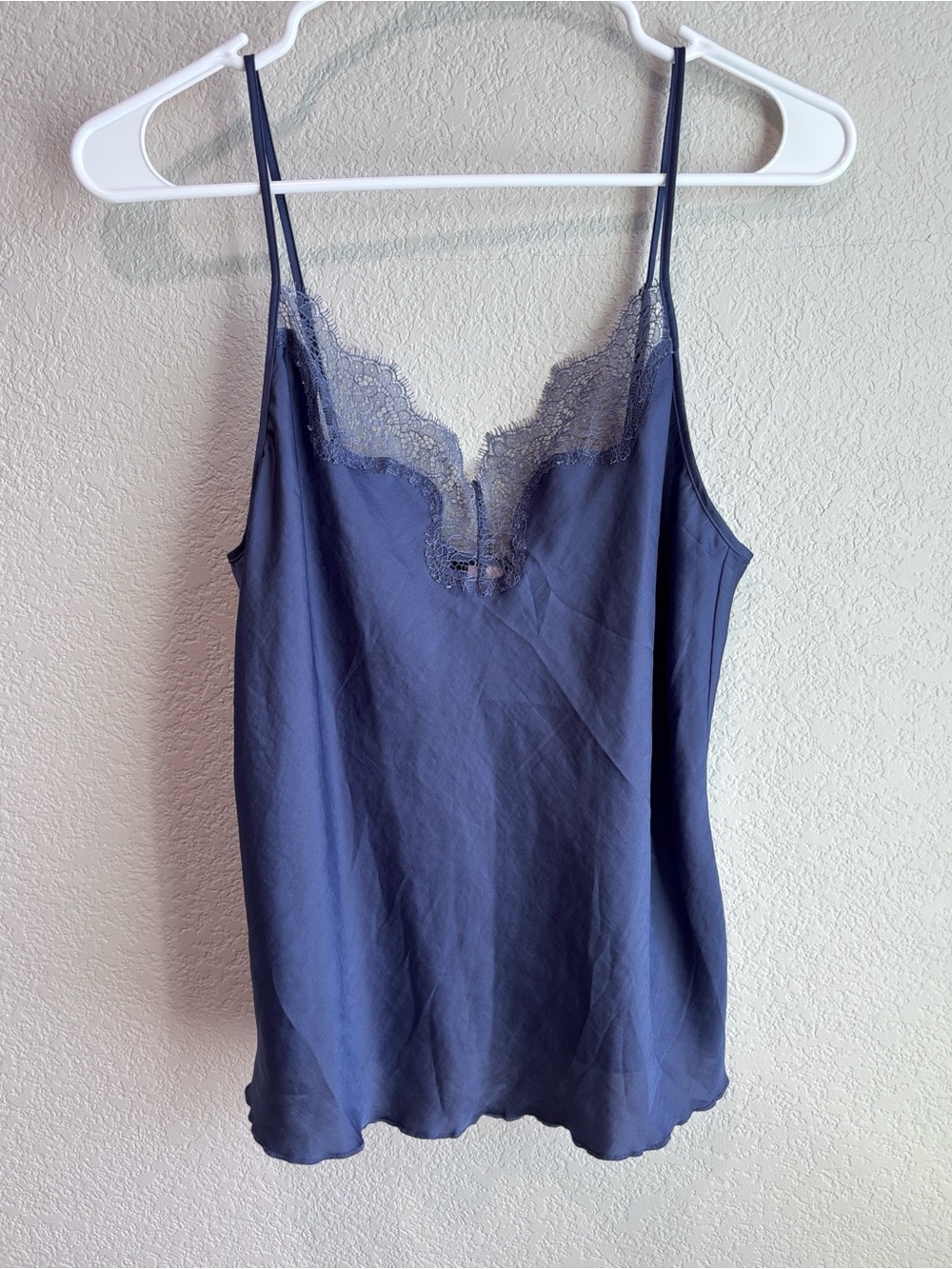 NWT Victoria’s Secret Lace Trim Cami Tank Top Blue Purple Women’s Size Medium